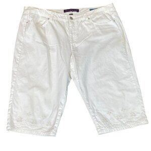 Gloria Vanderbilt Aiden Skimmer Shorts Sz 16 White #42V